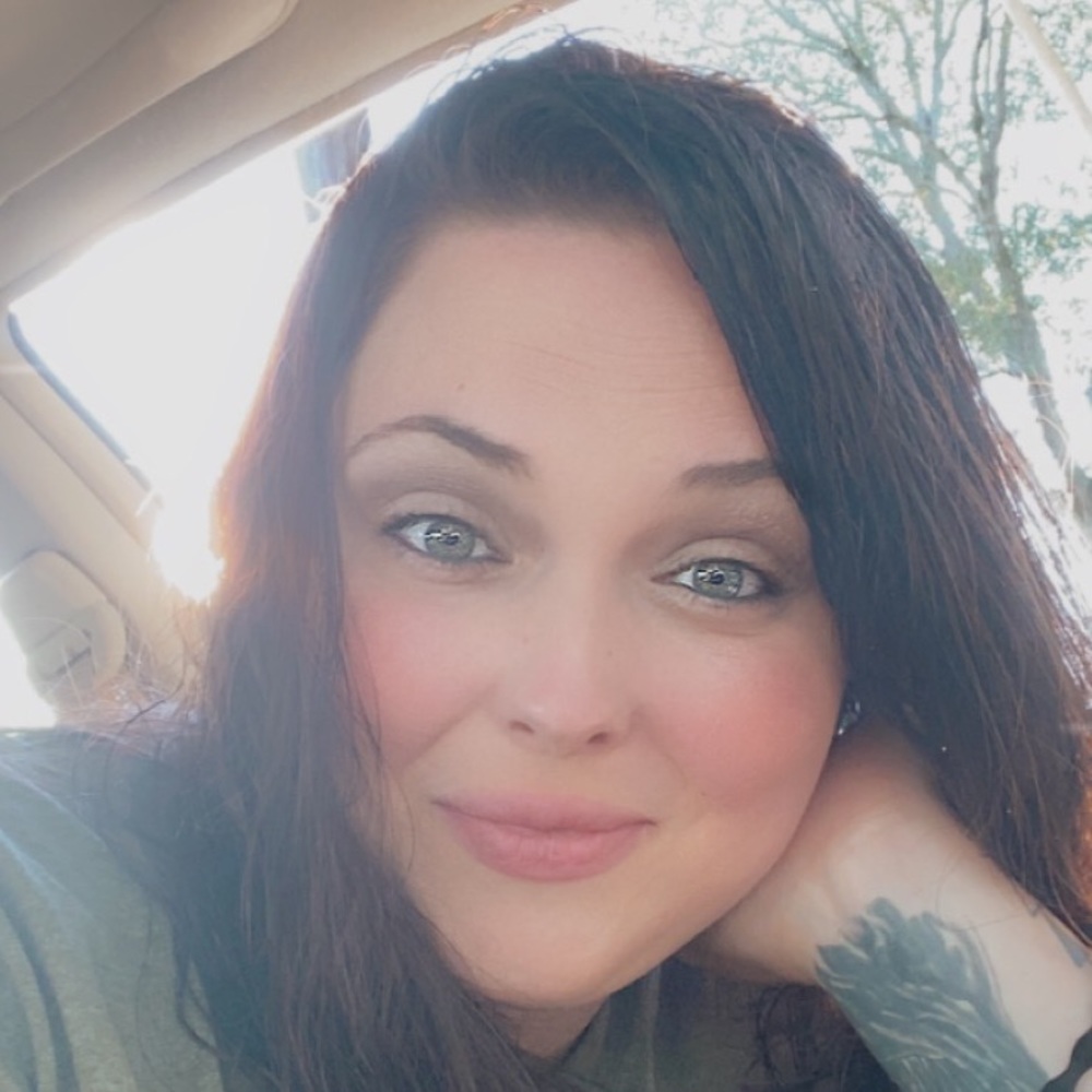 Meet your Posher, Whitley